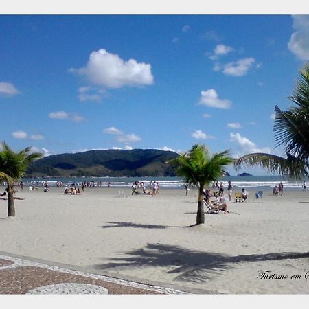 Apartamento Na Quadra Da Praia Сантус Екстер'єр фото